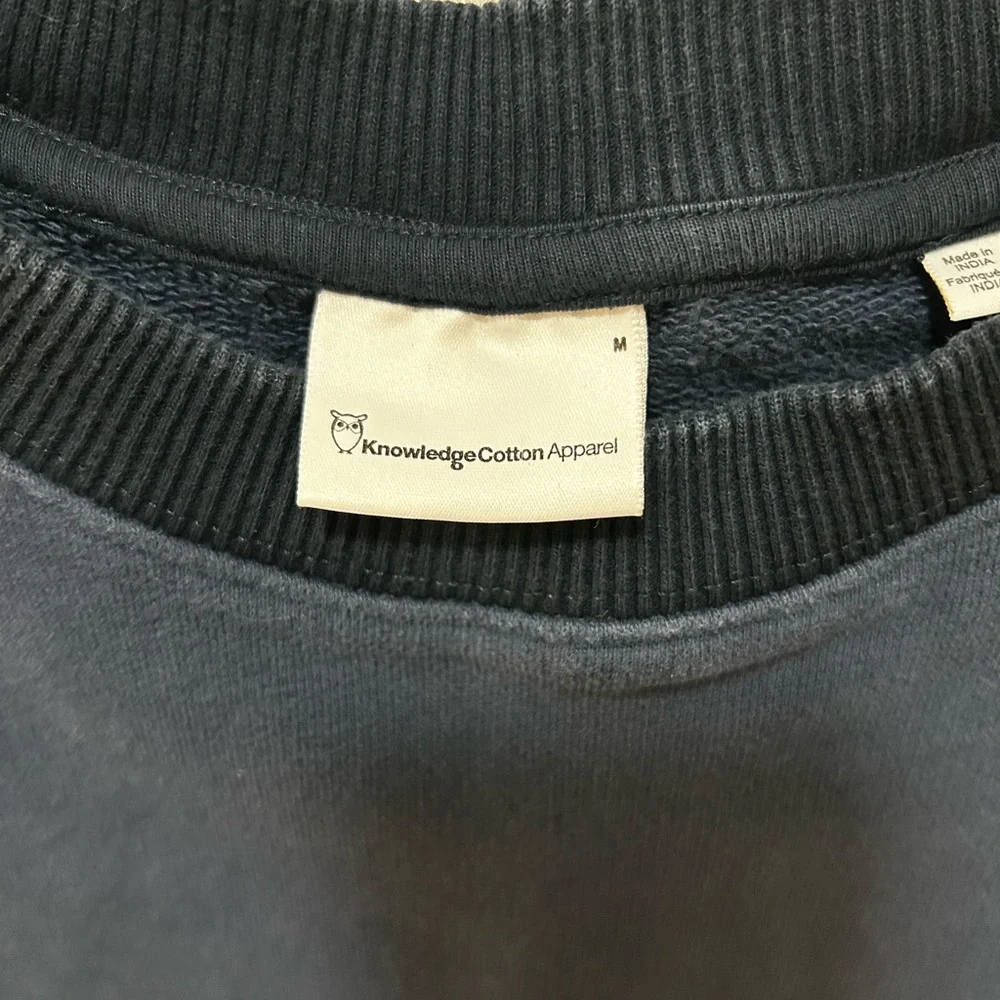 Knowledge Cotton Apparel Navy Blue Crewneck Sweatshirt Men’s Size Medium
